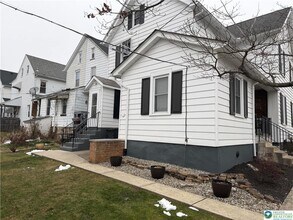 1403 Center St in Bethlehem, PA - Building Photo - Building Photo