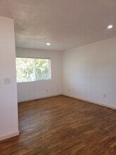 6561 21st Ave SW in Seattle, WA - Building Photo - Building Photo