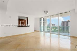 19400 Turnberry Way in Aventura, FL - Foto de edificio - Building Photo
