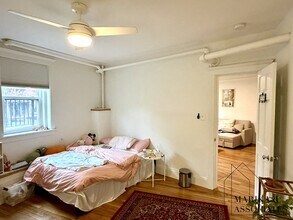 576 Washington St in Brookline, MA - Building Photo - Building Photo