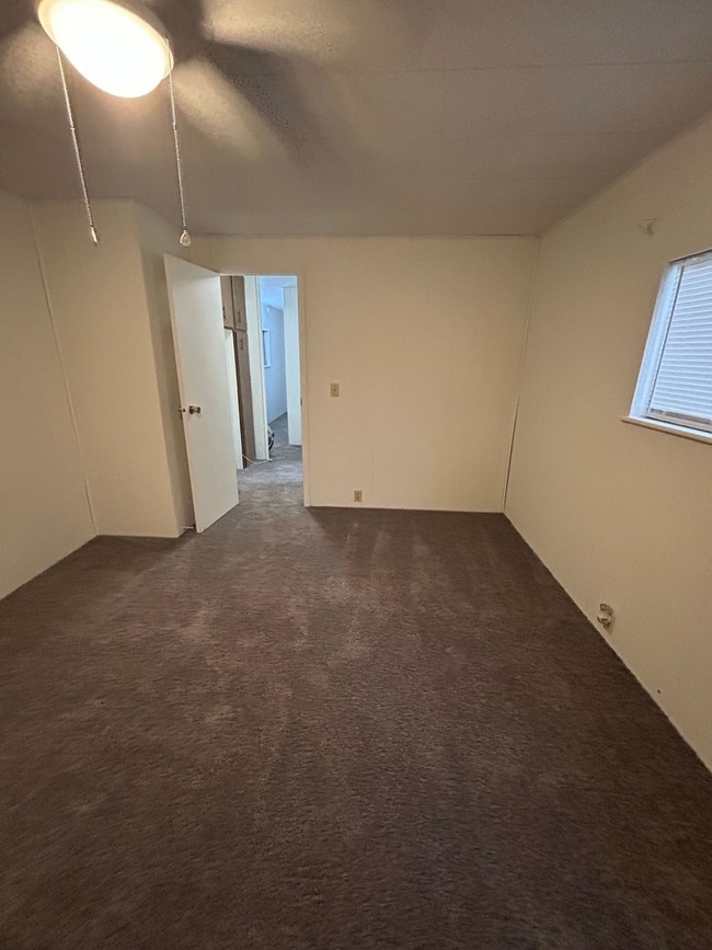528 Oak Ridge W in Lakeland, FL - Building Photo - Building Photo