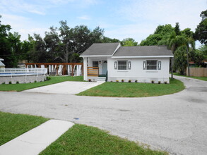 3476 Winton Ave in Sarasota, FL - Building Photo - Building Photo