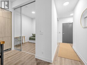 180 Front St E in Toronto, ON - Building Photo - Building Photo