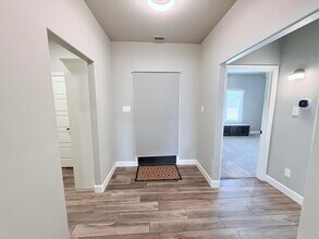 6955 24th St in Lubbock, TX - Building Photo - Building Photo