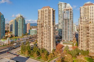 Fresco in Burnaby, BC - Building Photo