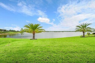 601 Hookline Cir in Loxahatchee, FL - Building Photo