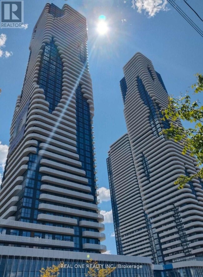 property at 225 Commerce St