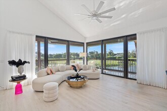 19317 Sabal Lake Dr in Boca Raton, FL - Building Photo - Building Photo