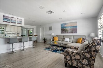 1140 Rainbow Dr in Naples, FL - Building Photo - Building Photo