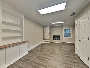 4848 Kings Down Rd in Dunwoody, GA - Building Photo - Building Photo