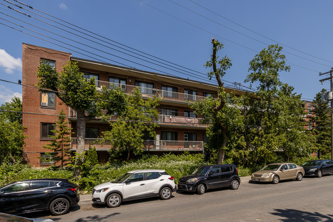 2845 De Darlington Pl in Montréal, QC - Building Photo