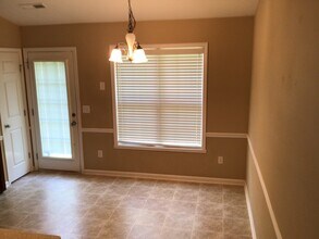 5117 Oakhurst Park Ct in Kernersville, NC - Building Photo - Building Photo