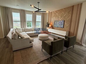 2909 Comet St in Fort Collins, CO - Foto de edificio - Building Photo