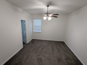 10940 Kinston St in Fort Worth, TX - Building Photo - Building Photo