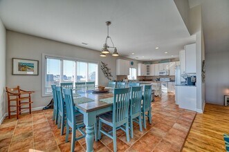 1821 N Shore Dr in Surf City, NC - Building Photo - Building Photo