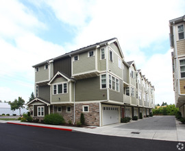 Red Leaf Townhomes in Olympia, WA - Foto de edificio - Building Photo