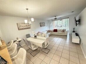 6210 Wilshire Pines Cir in Naples, FL - Building Photo - Building Photo