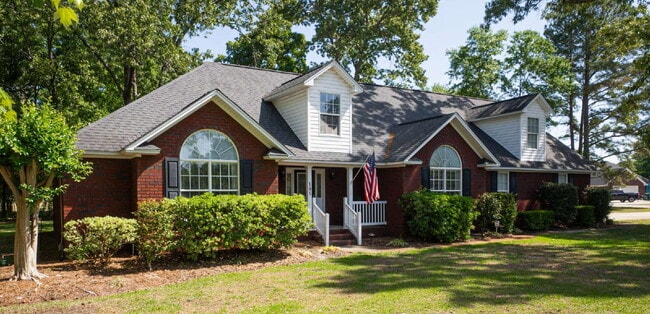 185 Lakewood Dr in Sumter, SC - Building Photo - Building Photo