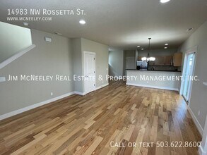 14983 NW Rossetta St in Portland, OR - Building Photo - Building Photo