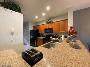 155 Vintage Cir in Naples, FL - Building Photo - Building Photo