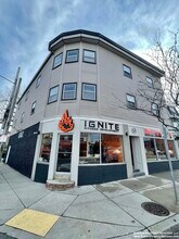 342 Centre St, Unit 1 in Boston, MA - Building Photo - Building Photo