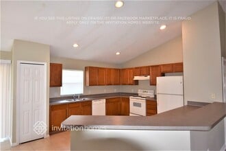 1760 Van Allen Cir in Deltona, FL - Building Photo - Building Photo