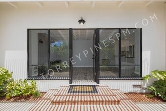 319 12th St in Del Mar, CA - Building Photo - Building Photo