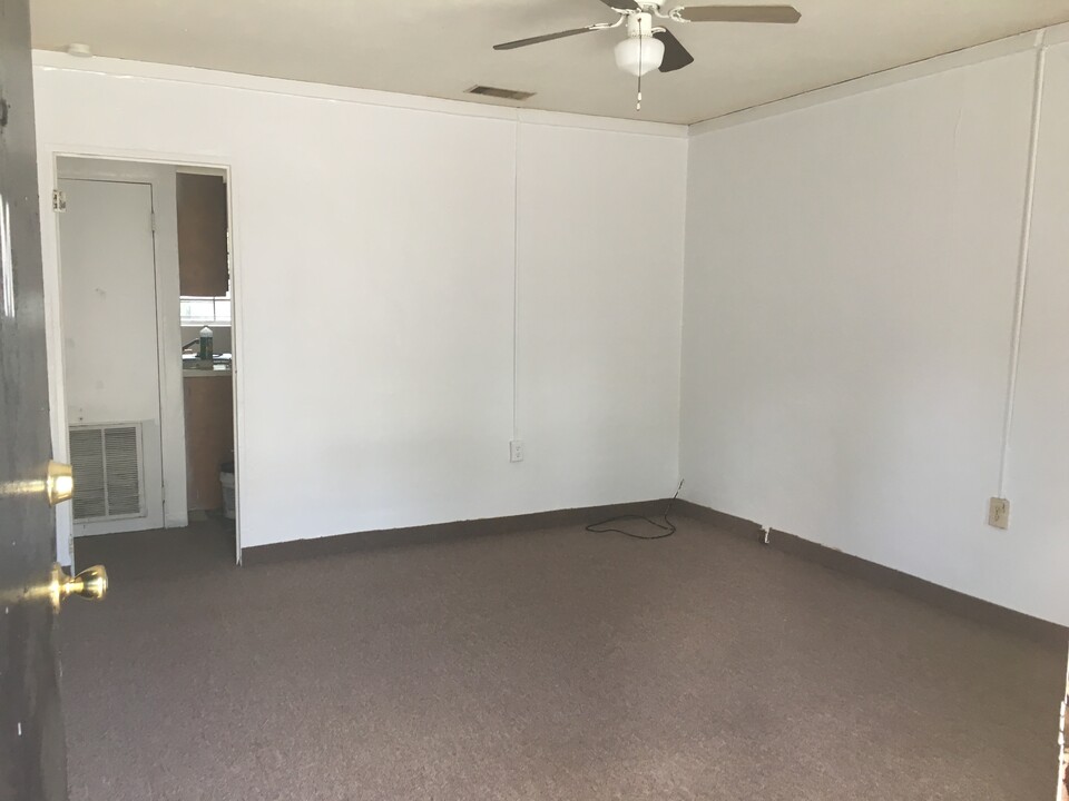 2220 S Madison St in Albany, GA - Building Photo