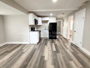 222 9th St S in Jacksonville Beach, FL - Building Photo - Building Photo