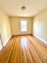 15 Casimir St in Westfield, MA - Foto de edificio - Building Photo