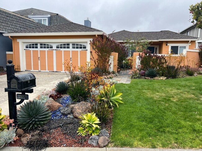property at 2317 Winged Foot Rd