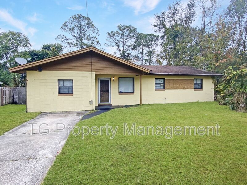 9219 Tamworth Rd in Jacksonville, FL - Building Photo