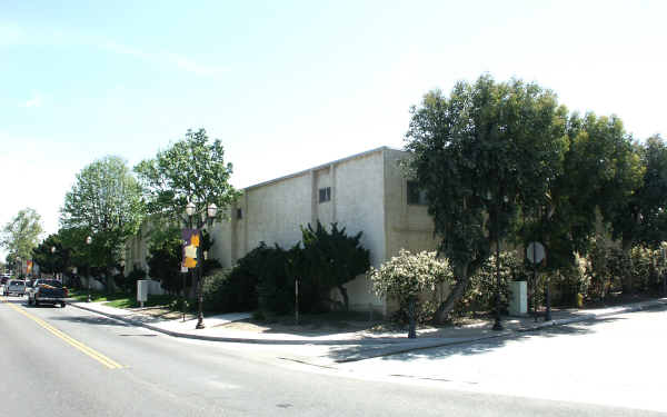 1720 Ventura Blvd in Camarillo, CA - Building Photo - Building Photo