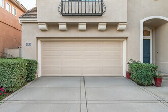 16 Clermont in Newport Beach, CA - Building Photo - Building Photo