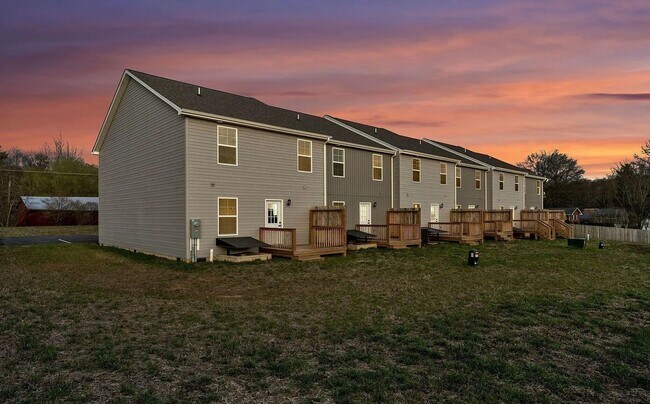 12150 Arbor St in Meadowview, VA - Building Photo - Building Photo