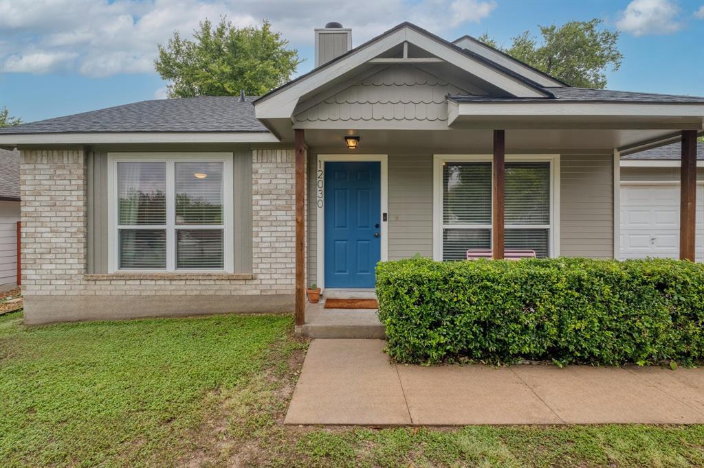 12030 Rotherham Dr in Austin, TX - Foto de edificio