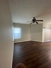 3704 Reflections Dr in Indianapolis, IN - Building Photo - Building Photo