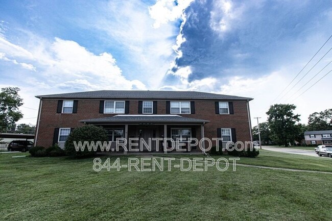 property at 2901 Ravenswood Dr