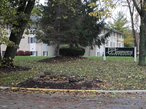 Courtyards at Roselawn Park in Indianapolis, IN - Building Photo - Building Photo