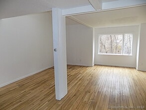 25 Anderson Rd in Sherman, CT - Building Photo - Building Photo