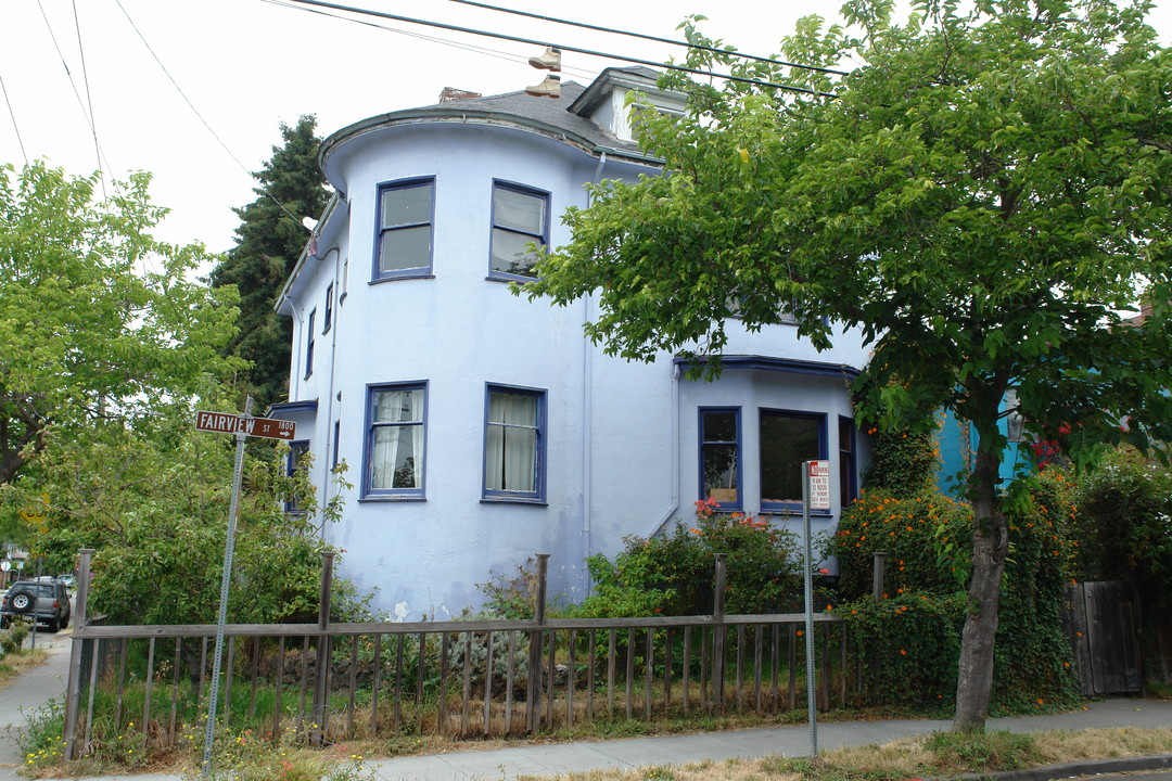 1801 Fairview St in Berkeley, CA - Building Photo