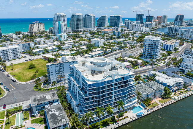 La Rive on the Intracoastal in Fort Lauderdale, FL - Foto de edificio - Building Photo