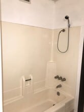 251 Misty Isle Ln in Las Vegas, NV - Building Photo - Building Photo