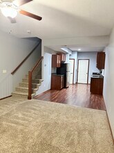 1212 NE 7th Ln in Ankeny, IA - Building Photo - Building Photo