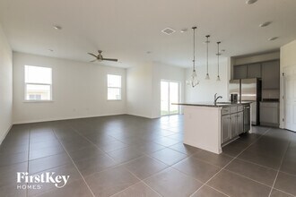 507 Crown Rose Dr in Eagle Lake, FL - Building Photo - Building Photo