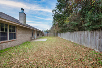 9771 Harlington St in Cantonment, FL - Building Photo - Building Photo