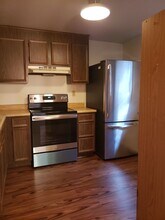 210 Quail Run Rd in Venetia, PA - Building Photo - Building Photo
