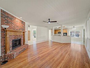 348 Kansas Trail in Murphy, TX - Building Photo - Building Photo