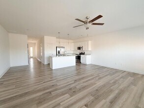 331 Platt Dr in Nicholasville, KY - Foto de edificio - Building Photo