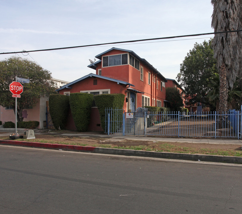 1310 N Serrano Ave in Los Angeles, CA - Building Photo